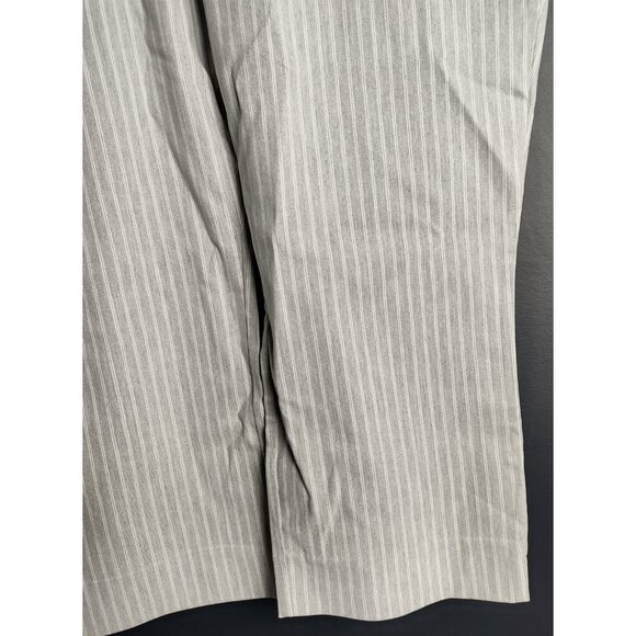 Hilary Radley Crop Pants Size 18 Grey White Stripe Stretch Comfort Waist NWT - Picture 2 of 9